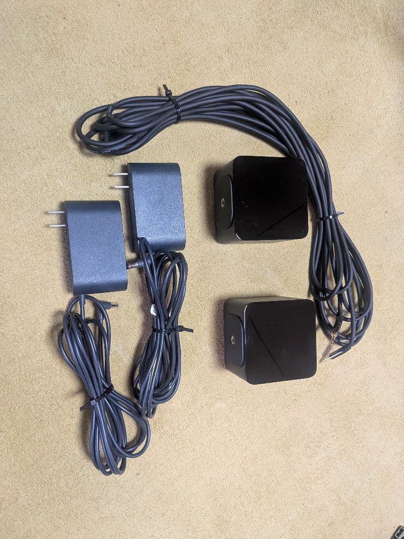 ベースステーション 1.0 [同期ケーブル付] HTC VIVE ベースステーション1 0用同期ケーブル+ベースステーション