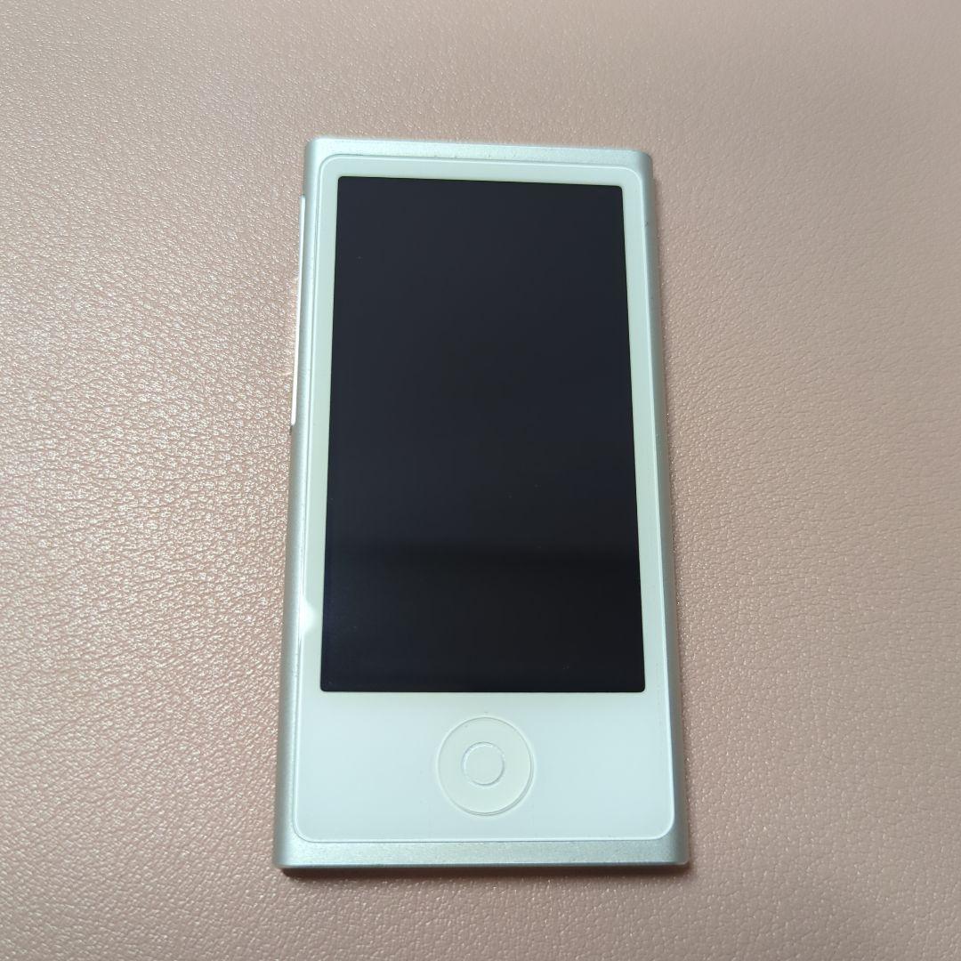 Apple iPod nano 第7世代 シルバー - メルカリ