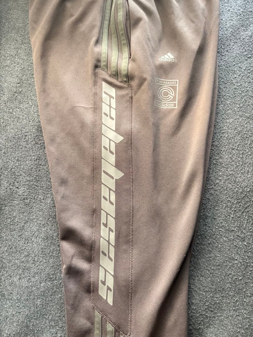 adidas YEEZY CALABASAS トラックパンツ - メルカリ