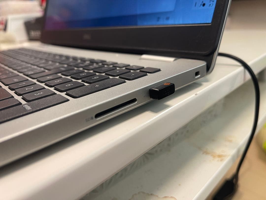 Dell Inspiron 5593 Intel Core i7、GPU搭載機 - メルカリ