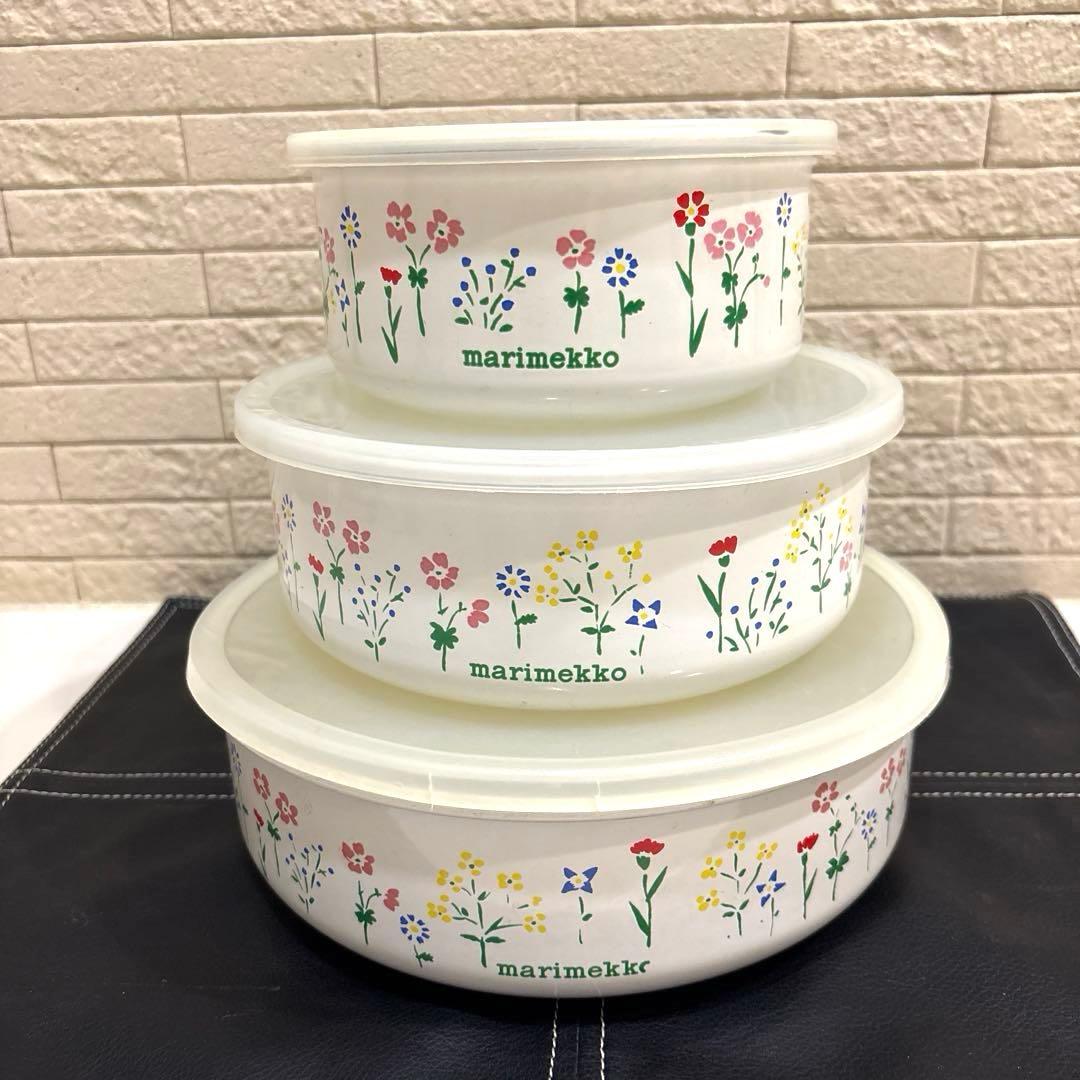 marimekkoマリメッコ保存容器3個 ホーローふたつきタッパー花柄 ＊訳