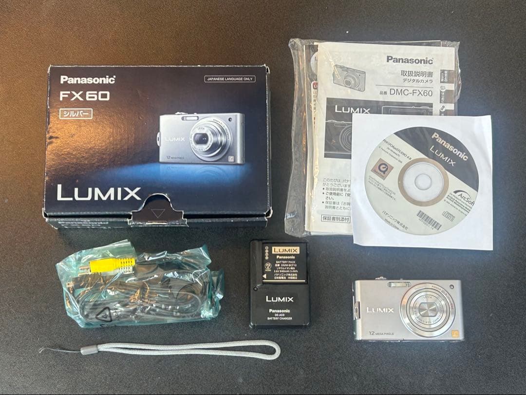 Panasonic DMC-FX60 デジタルカメラ シルバー 動作確認済み Panasonicデジタルカメラ LUMIX DMC-FX60 シルバー - メルカリ