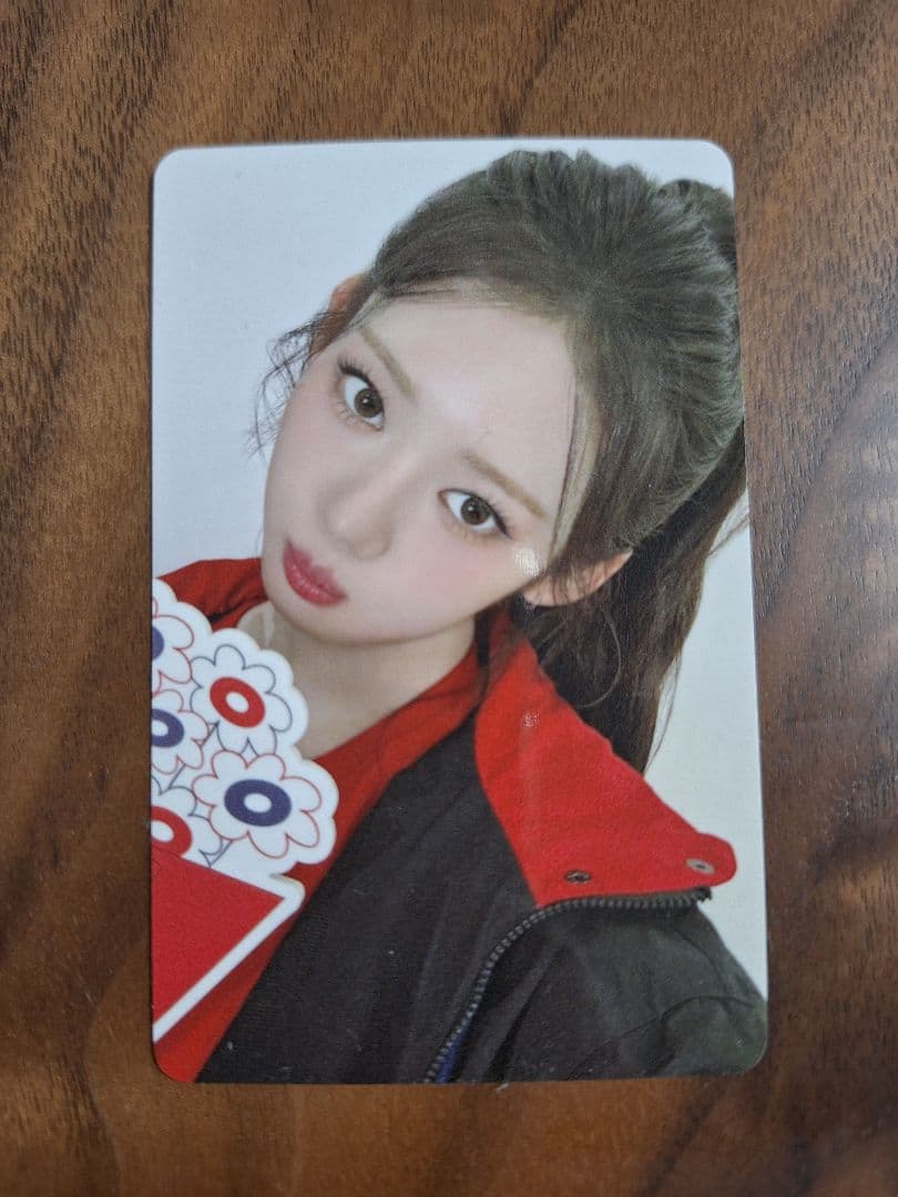 BABYMONSTER ローラ 2会場CHECK IN トレカ IDフォト2種 - メルカリ