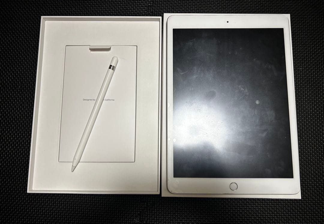 iPad第8世代 32GB + Apple Pencil - メルカリ