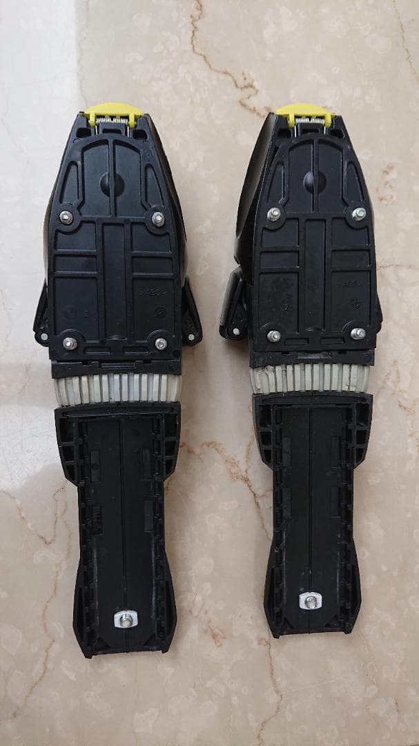 在庫処分 FISCHER チロリア ビンディング 開放値17 選手用 - メルカリ