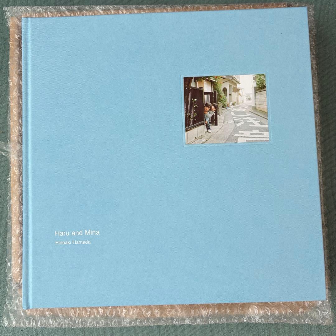 Haru and Mina 写真集/濱田英明 濱田英明 写真集「Haru and Mina」初版本（送料無料） – GENIC SHOP
