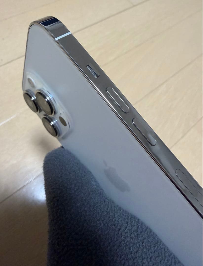 美品】Apple iPhone 13 Pro シルバー 本体 256GB - メルカリ