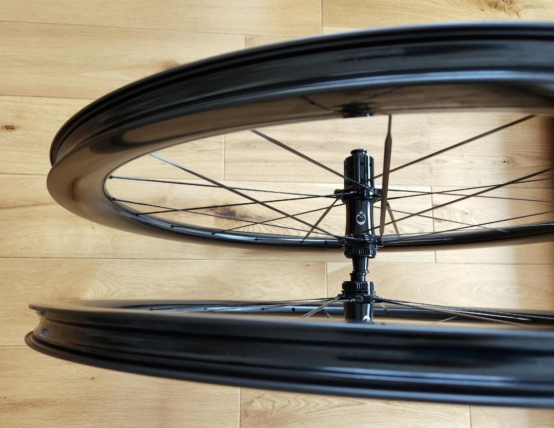 CRW Works CS4045 カーボンディープリムホイールDISC - メルカリ