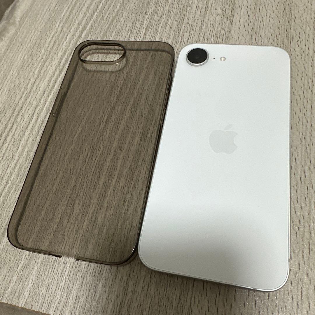 iPhone16e 512GB SIMフリー 海外版 シャッター音無し - メルカリ