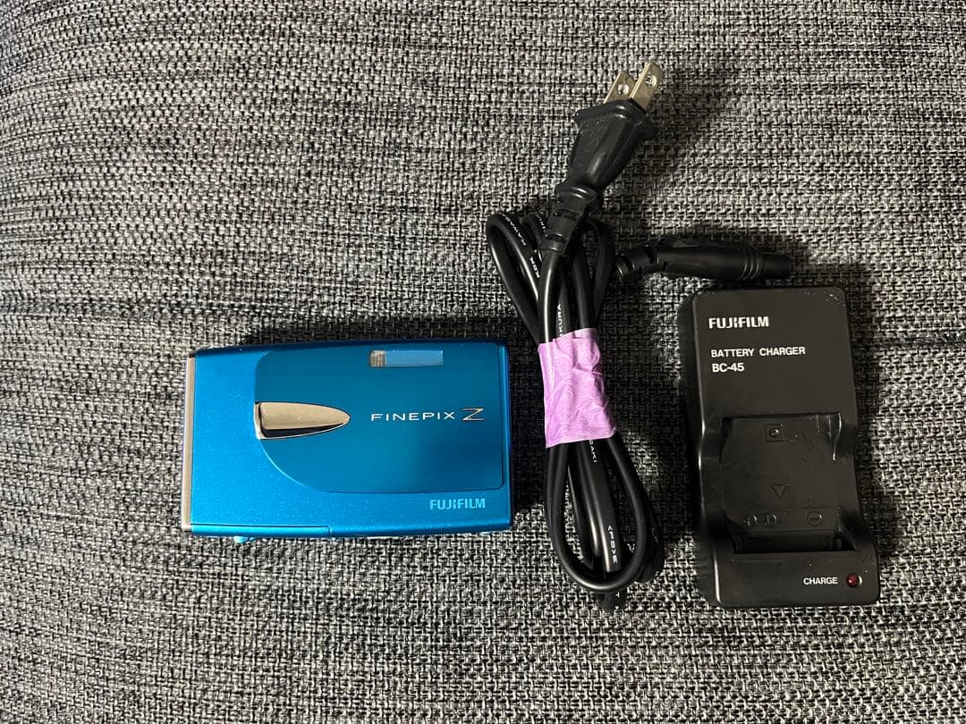 FINEPIX Z20FD青色 デジタルカメラ 本体と充電器 美品作動、充電OK 楽天市場】FinePix Z20の通販