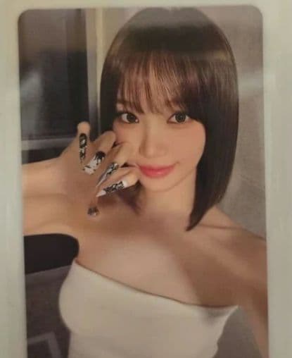 LE SSERAFIM HOT ラキドロ チェウォン トレカ - メルカリ