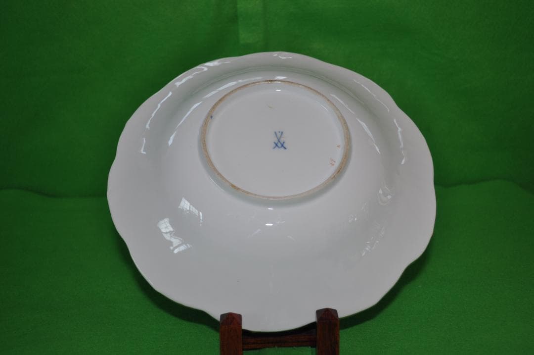 マイセン】葡萄の蔓と葉金彩10種の小花ホワイト＆コバルト