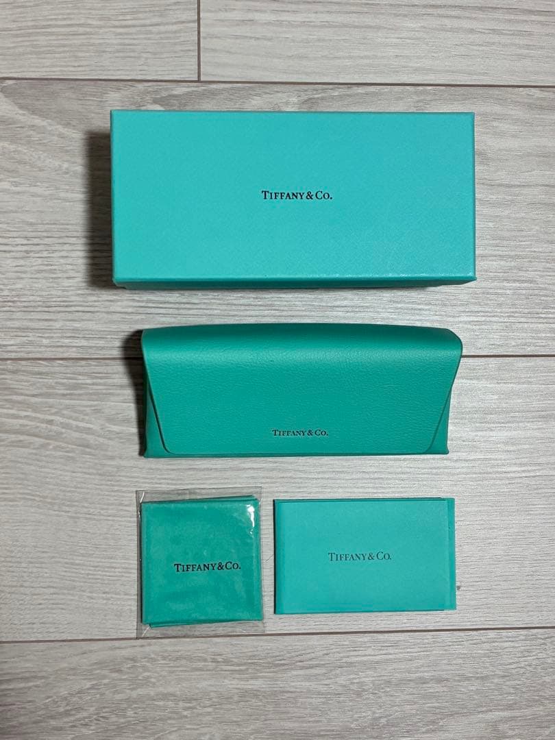 ティファニー メガネケース 3点セット（外箱・未開封クロス付） - メルカリ