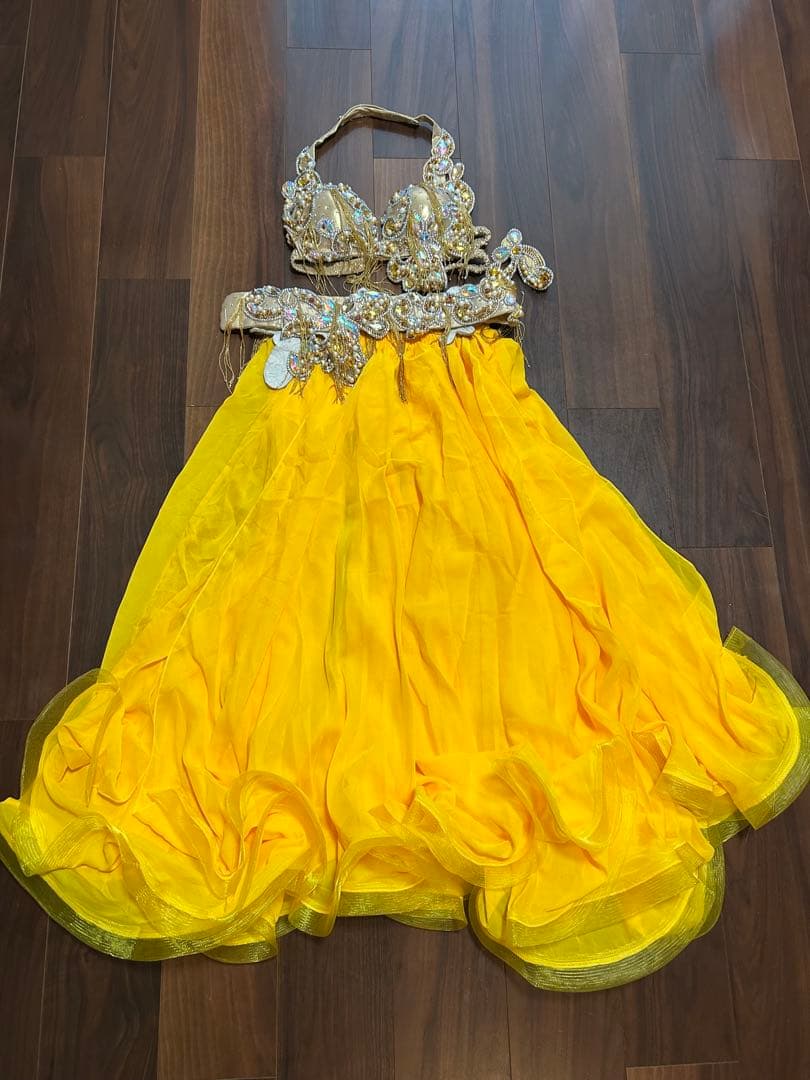 ベリーダンス 衣装 Amr Naser エジプト製 ゴールド 黄色 - メルカリ