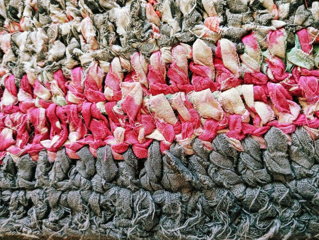 レア美品 昔の針編みの襤褸のフリークロス 敷物 - メルカリ