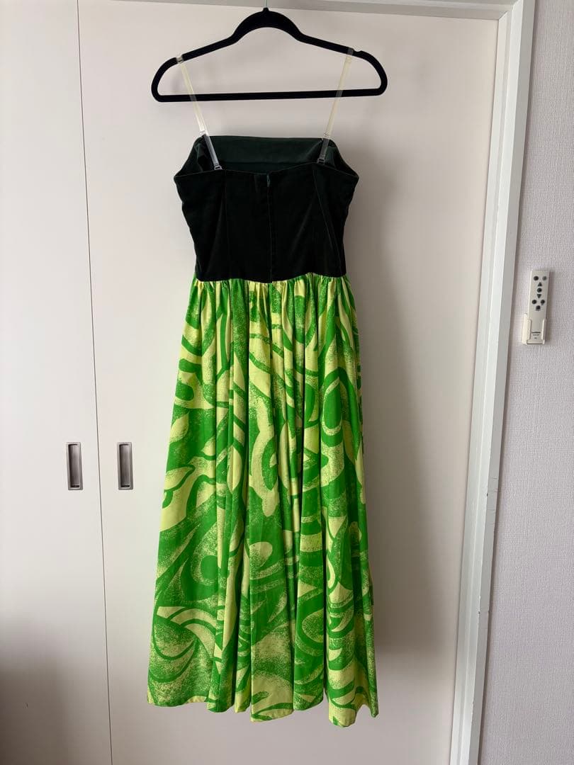 フラダンス用マキシドレス 緑色と黄緑色 - メルカリ
