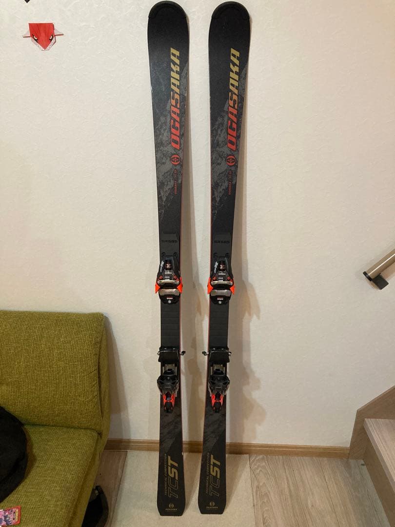 オガサカTC-ST SR585プレート付き marker オガサカ スキー TC-S + SR585プレート (25-26 2026) + 26 マーカー