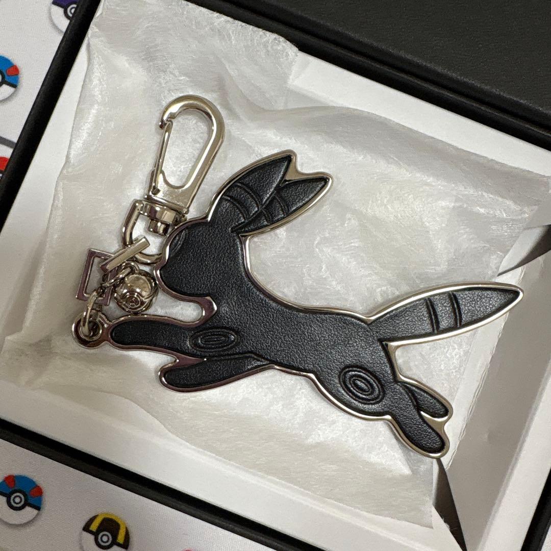 ブラッキー 本革キーホルダー - メルカリ