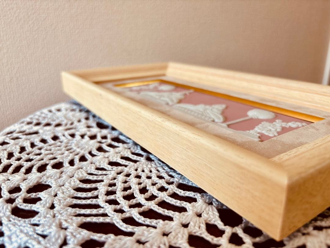 ウェッジウッドWEDGWOOD ジャスパーウエア雛ドール プラーク 木製