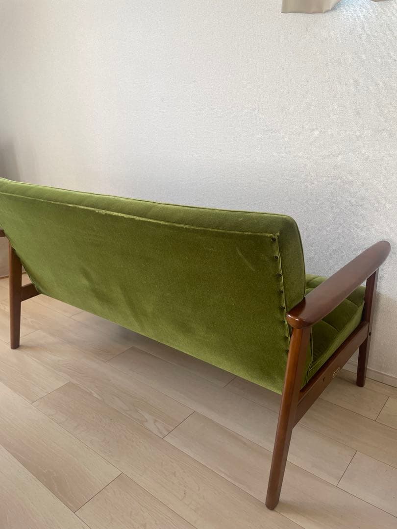 限定一万台レア商品】カリモク60 ソファKチェア 限定復刻プレート仕様