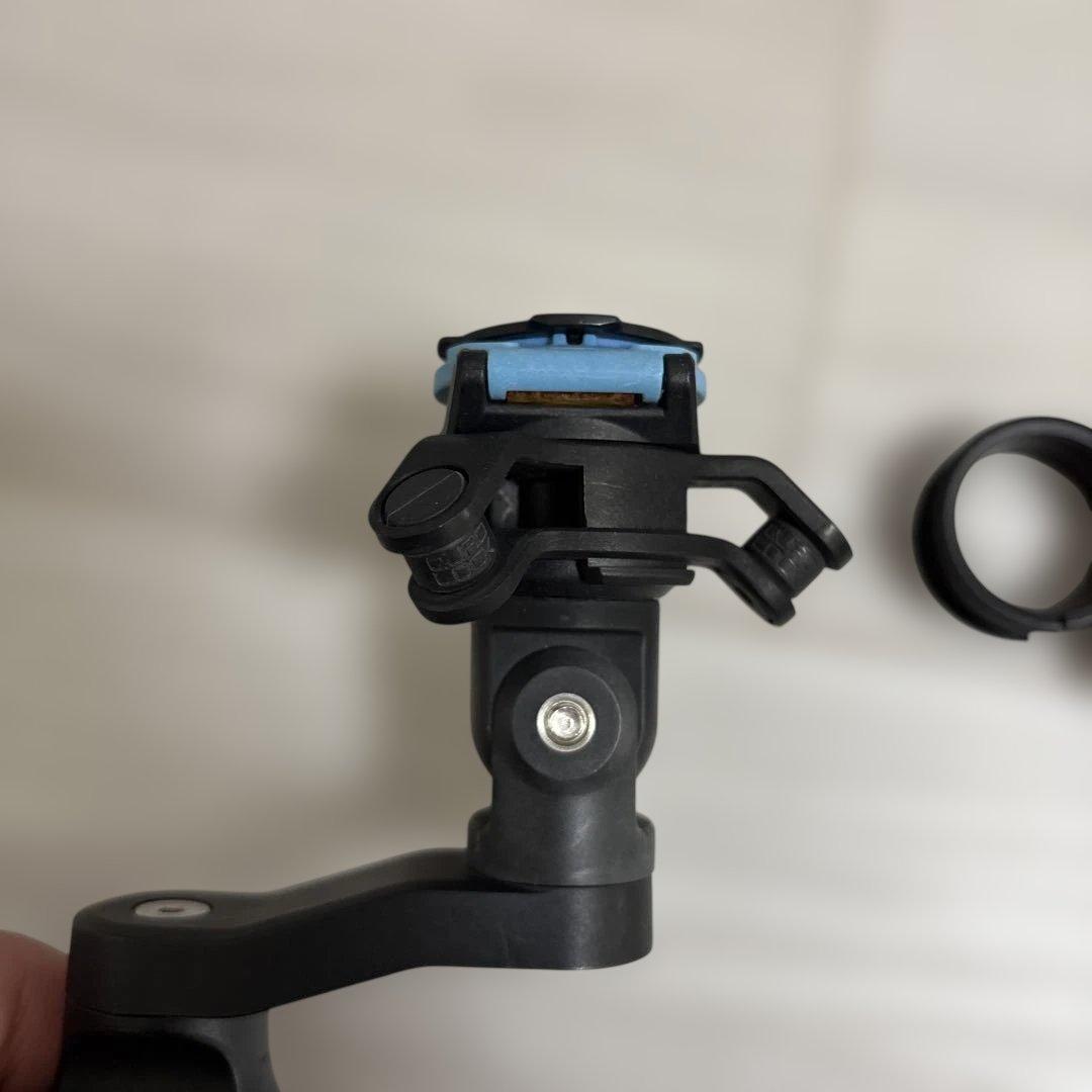 クアッドロック ハンドルマウント 衝撃吸収ダンパー QUAD LOCK - メルカリ