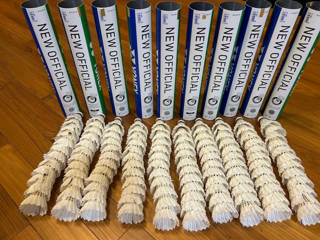 NEW OFFICIAL 中古バドミントンシャトル 12本セット➕おまけ10個