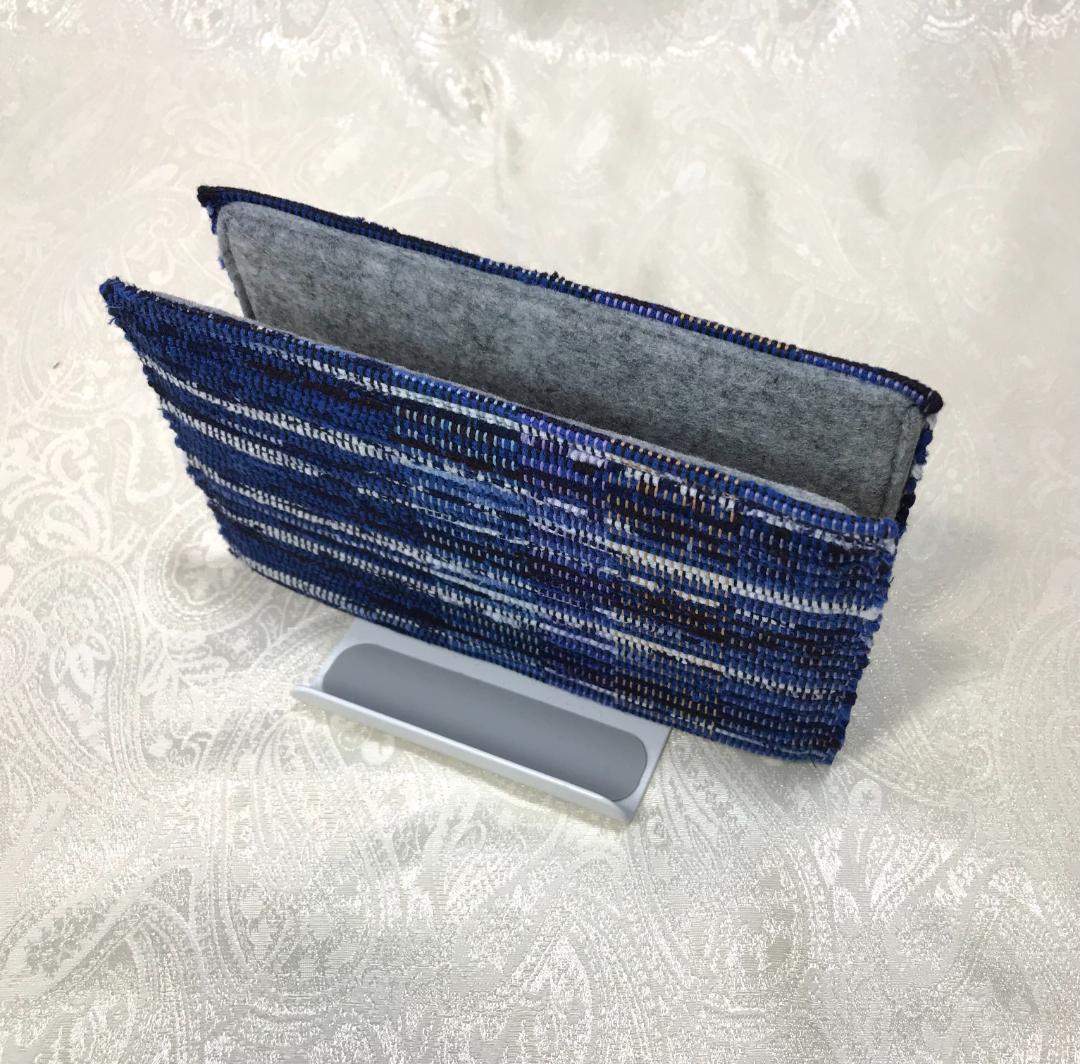 温かみのあるパソコンスタンド（青） Amazon.co.jp: ノートパソコンスタンド (青) PCスタンド 折畳み