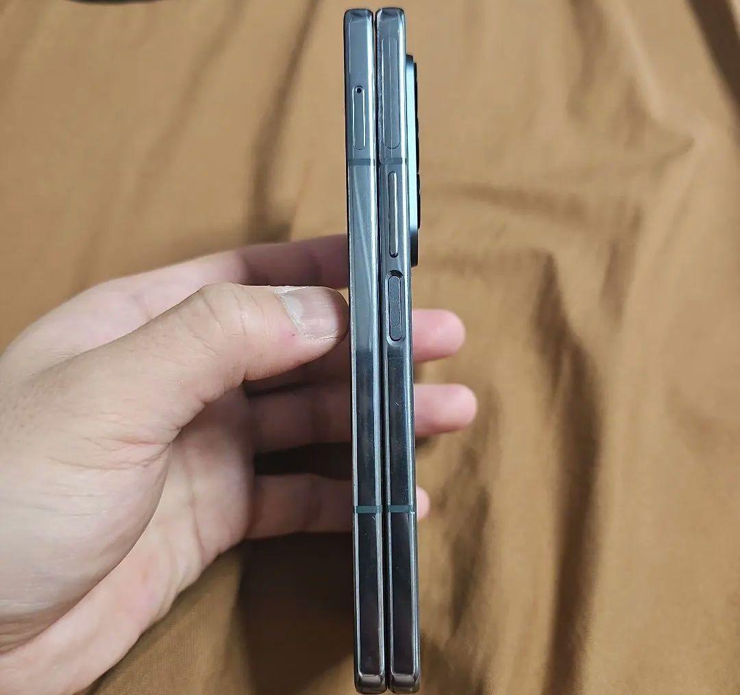 メーカー修理品 Galaxy Z Fold4 Samsung AU版 SCG16 - メルカリ