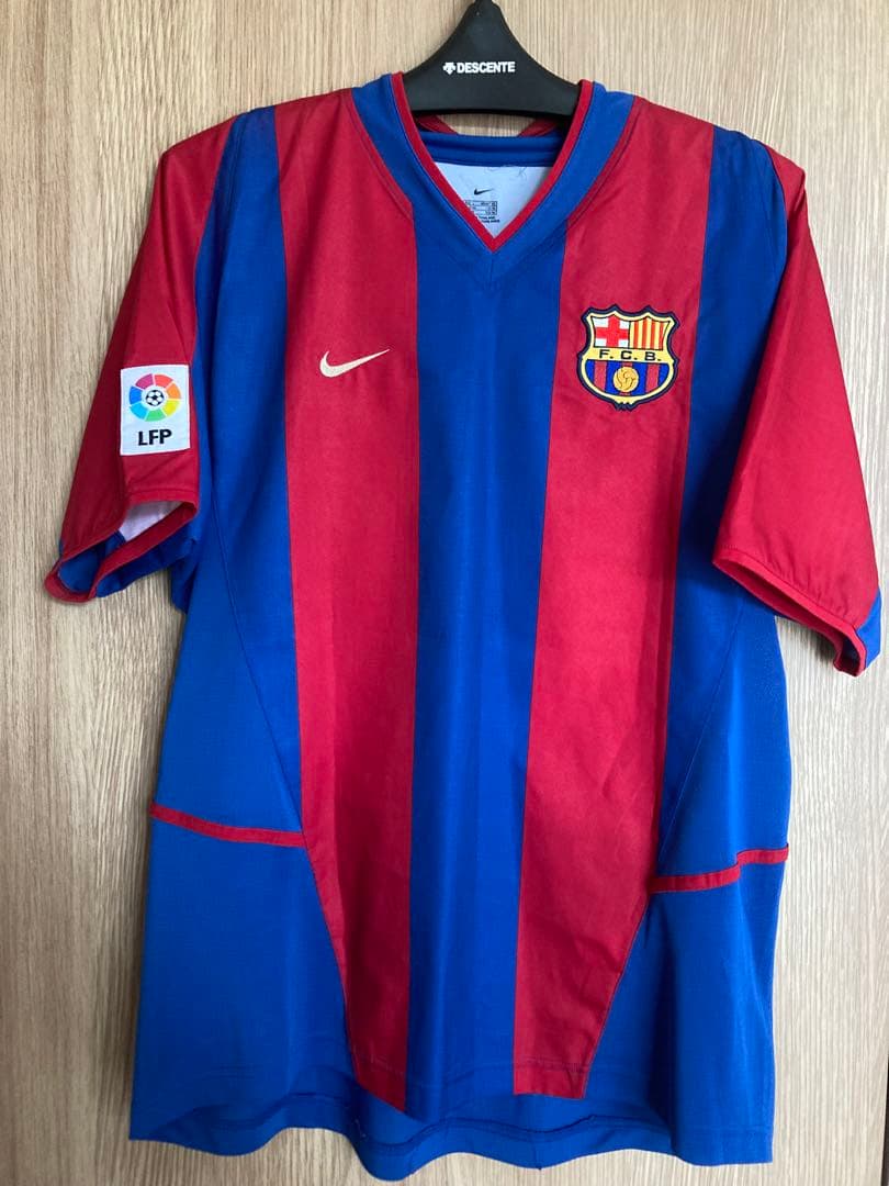 FC Barcelona Luis Enrique 21番シャツ FC Barcelona 2000-01 Home Enrique #21 Shirt M – Nostalgic Football