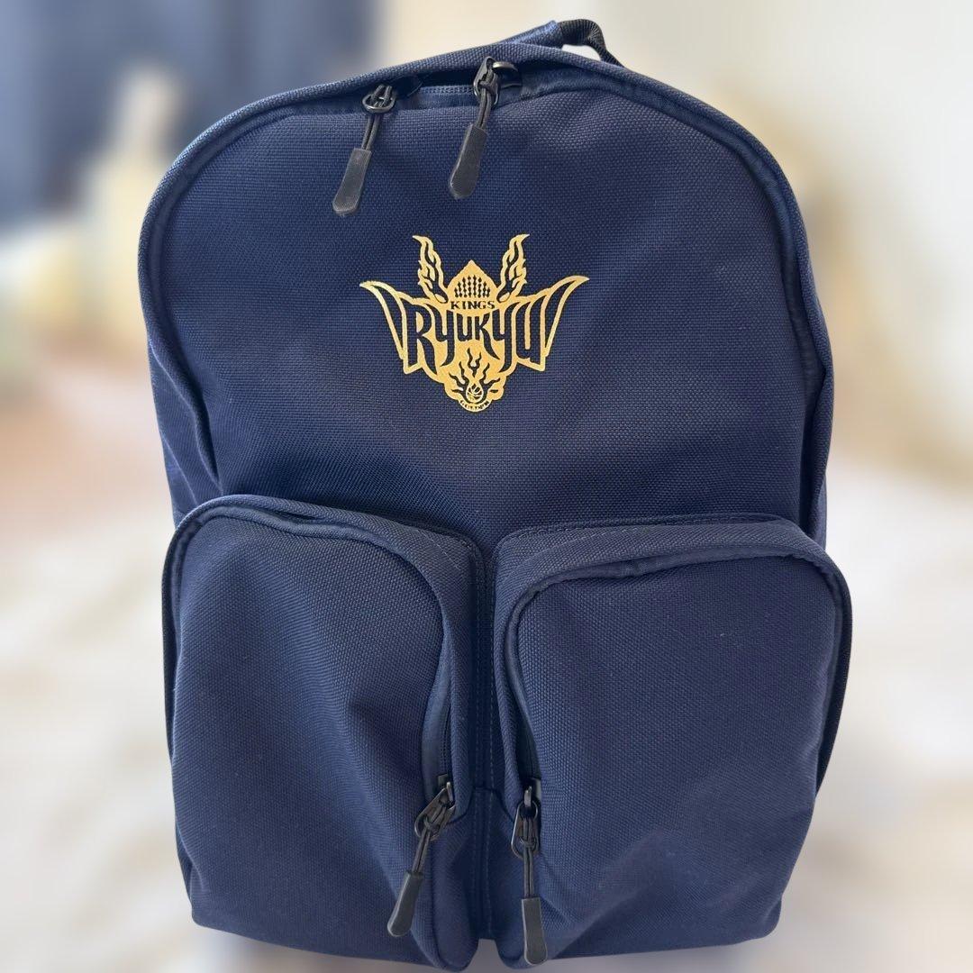 琉球ゴールデンキングス リュックサック ロゴ入り（ネイビー） - メルカリ