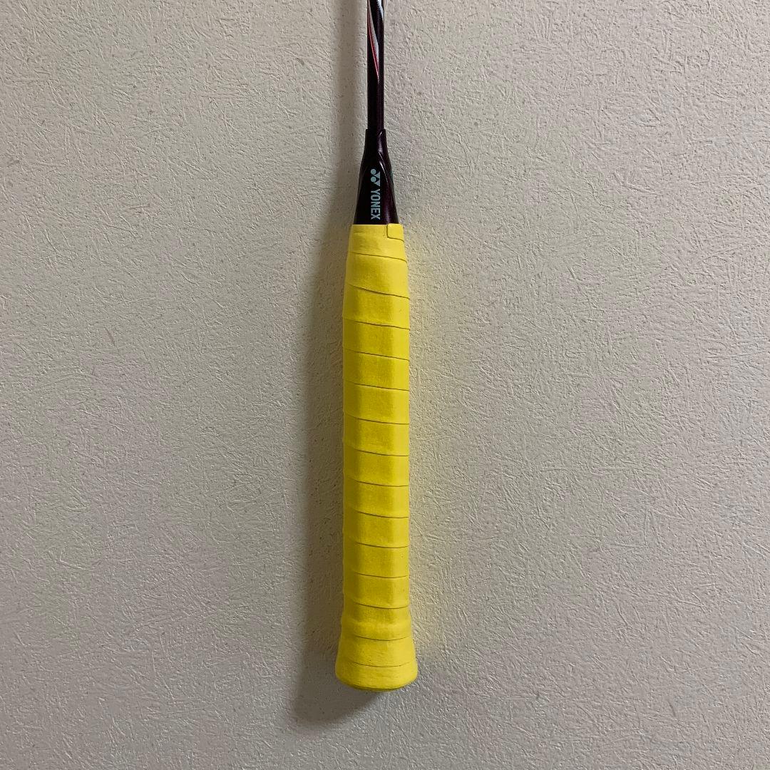 YONEX アストロクス100ZZ 4UG5 (陥没修理品) - メルカリ