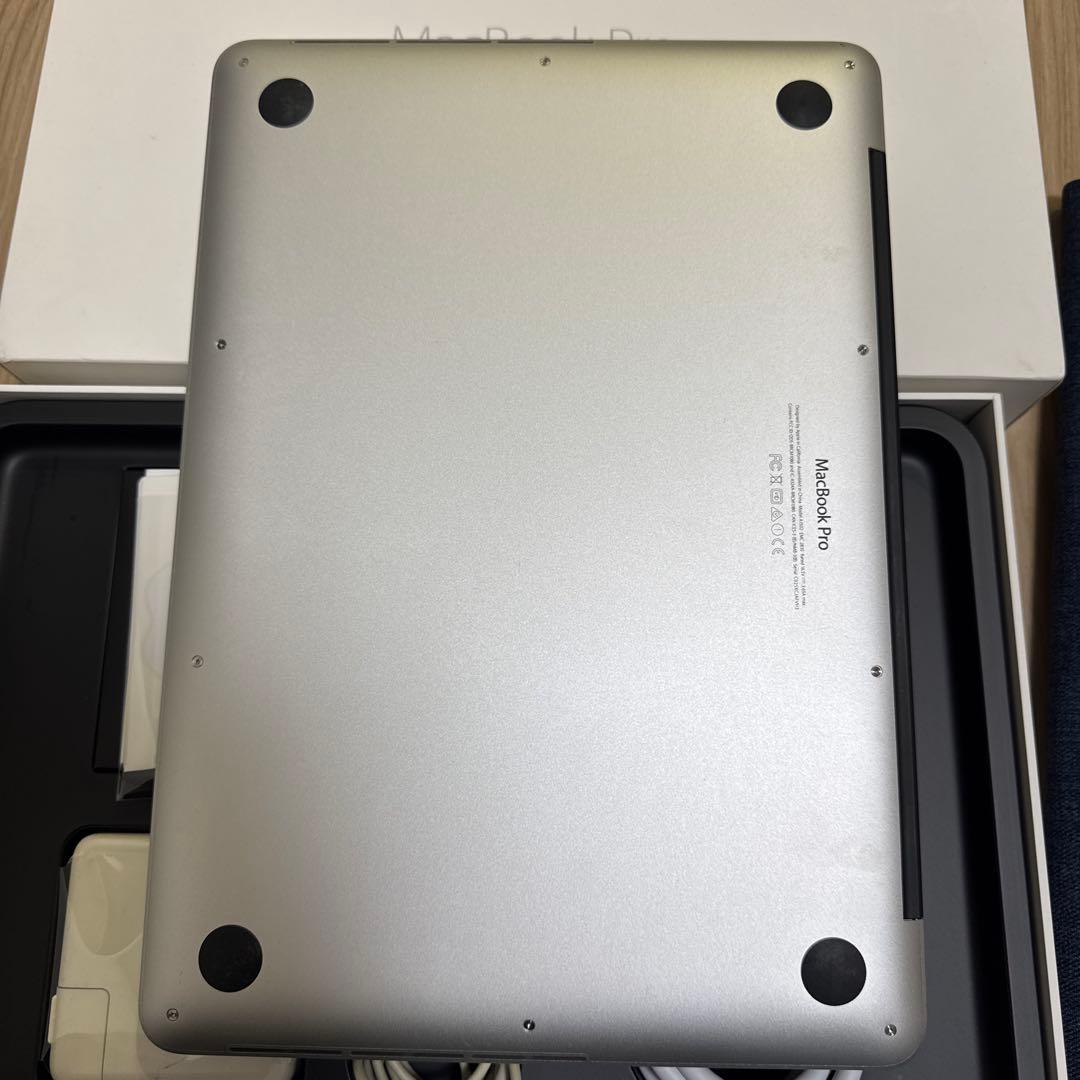 ジャンク】MacBook Pro 2015 ディスプレイ不具合(付属品完備) - メルカリ