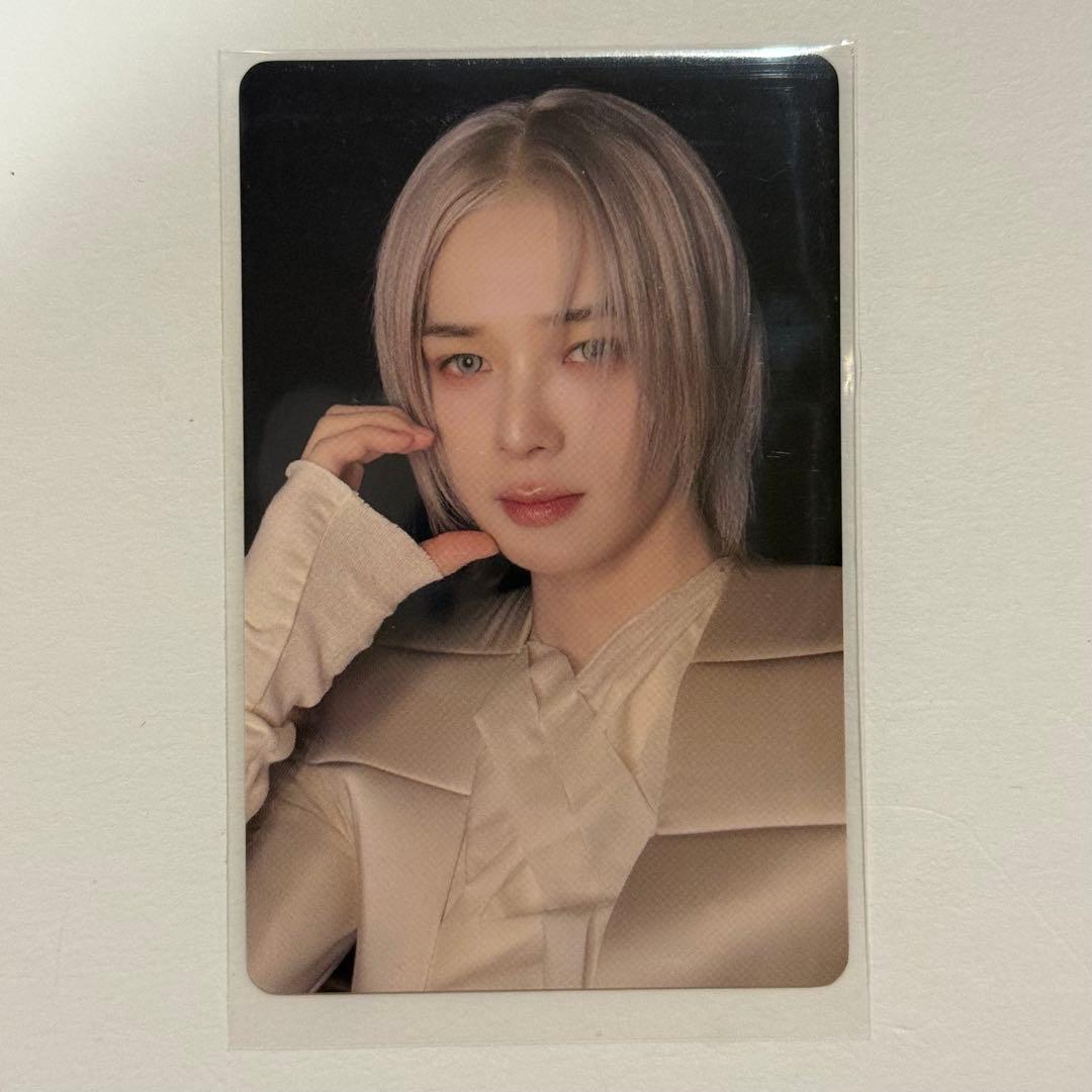 &TEAM 月狼 yzy 中華 ラキドロ K &TEAM K ケイ Back to Life 中華 一直娛 yzy ラキドロ - メルカリ