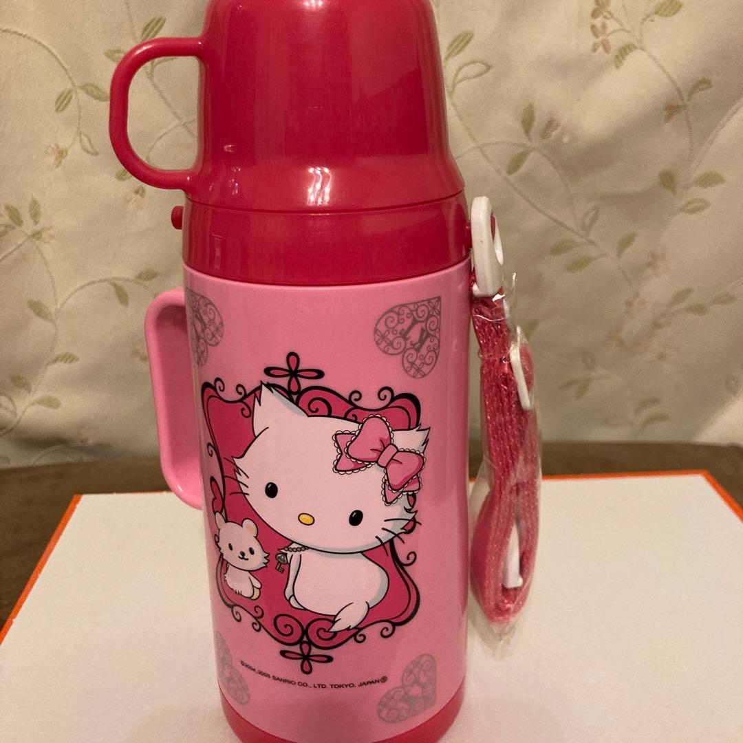 チャーミーキティ 水筒 - メルカリ