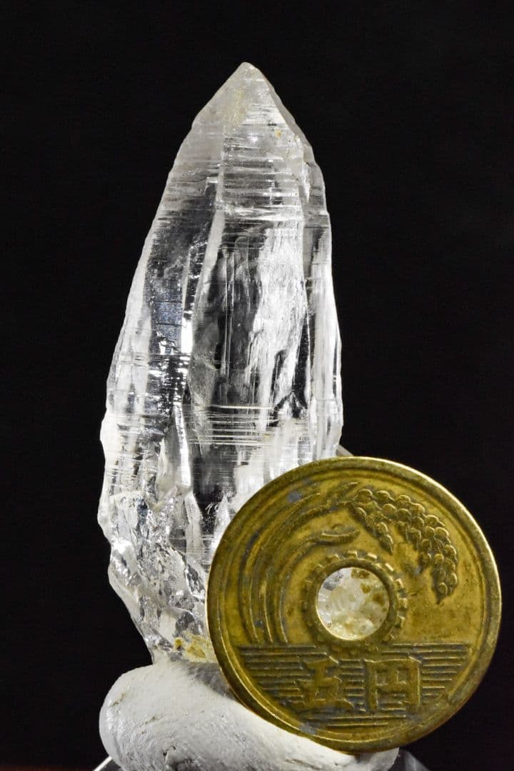 ガネーシュヒマール ヒンドゥン産 クリアポイント - メルカリ