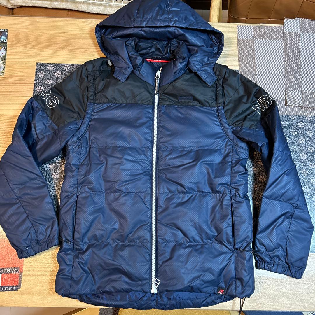 ニューバランス ゴルフ ダウン ジャンパー サイズ4(M) 美品】ニューバランスゴルフ 4WAYダウンジャケット 黒 地模様 袖フード