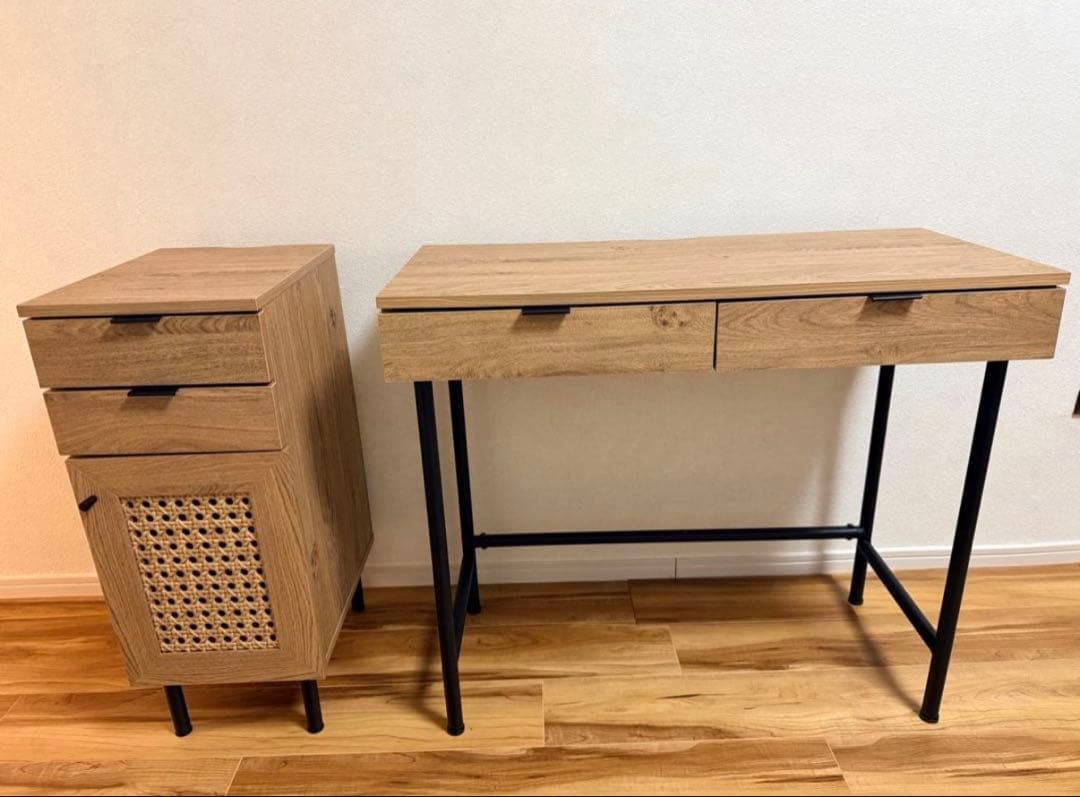 サンプルページ 【未使用・送料込】LOWYA デスク 木目調 たのメル便 2