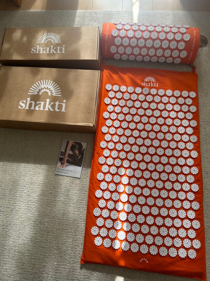【正規品】shakti リラクゼーショングッズ マットとローラーセット 正規品】shakti リラクゼーショングッズ マットとローラーセット 楽天