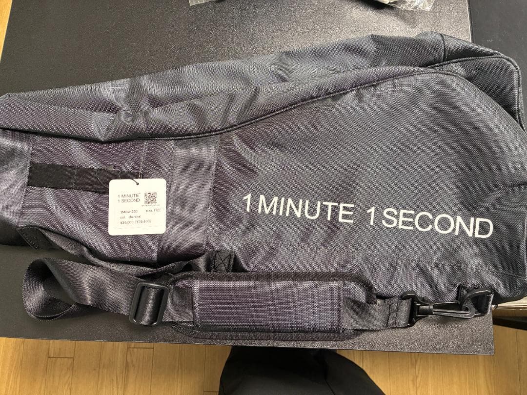 1minute 1secondクラブケース(1M24H230/charcoal) - メルカリ