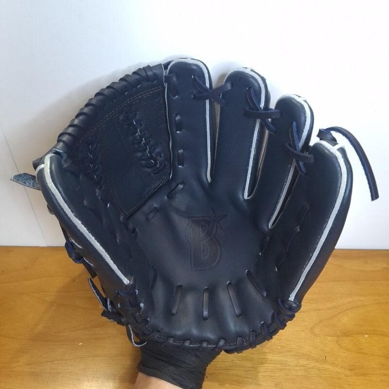 ミズノ 三浦大輔モデル DeNA ベイスターズグラブ 美品 投手用 軟式