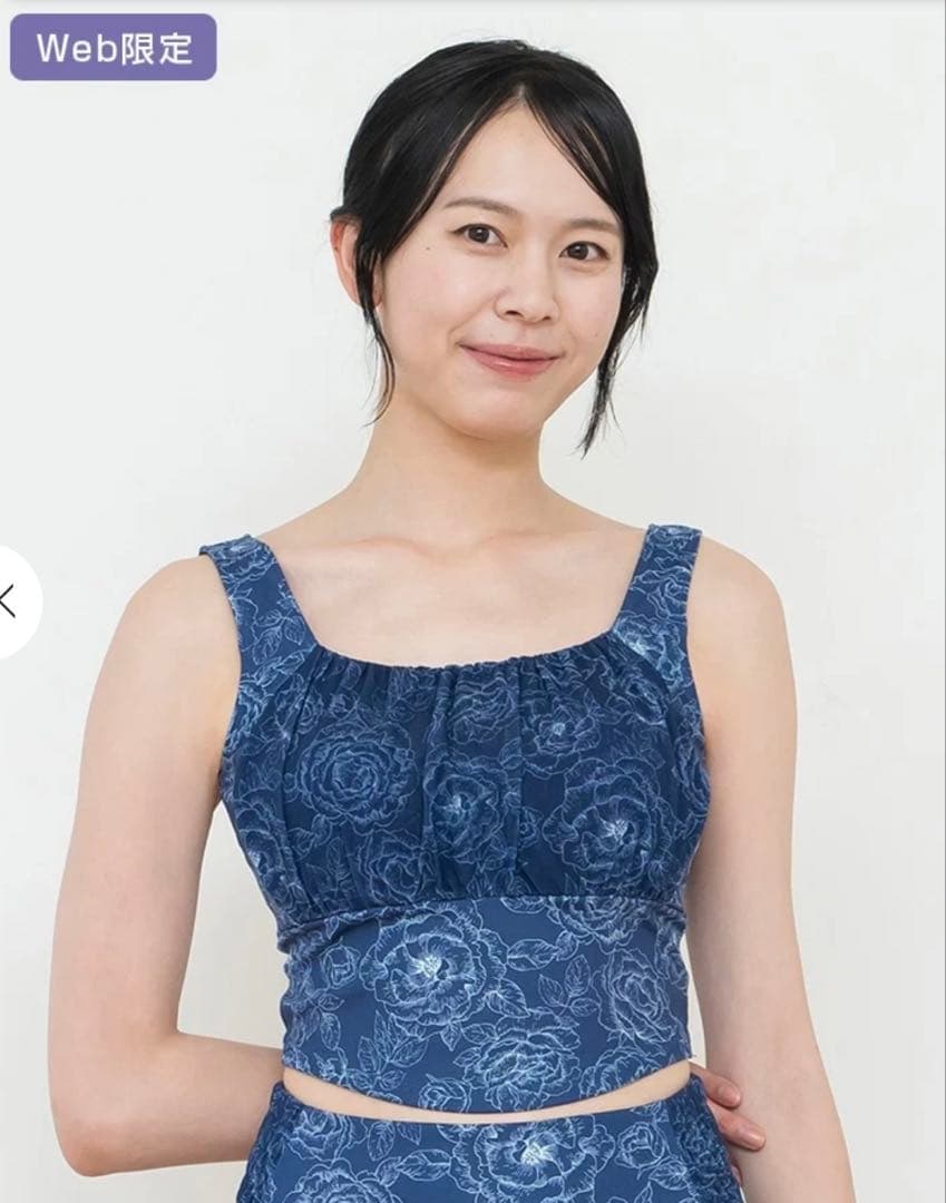 【SUKALA】ブルーミングフラワー　ブラトップ&レギンス SUKALA】ブルーミングフラワーレギンス(Sサイズ ネイビー