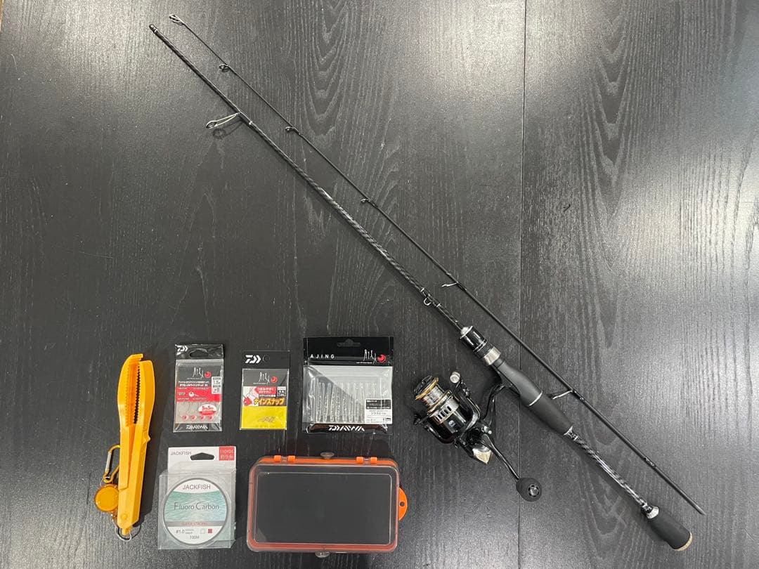 8点アジングセット2ピースロッド&2000番リール・ダイワ月下美人ワーム