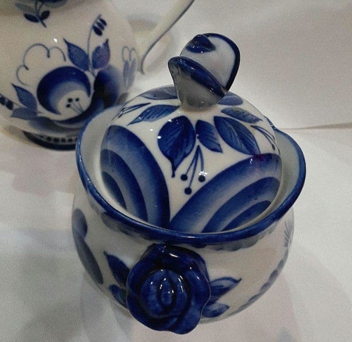 ロシア グジェリ焼 ポット&蓋付きポット(シュガーポット、スイーツ入れ