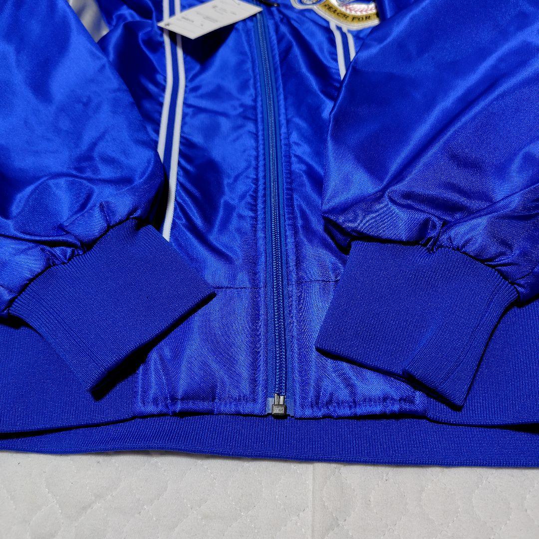 新品タグ付きDESCENTE 横浜ベイスターズ プロコレ グランドコート