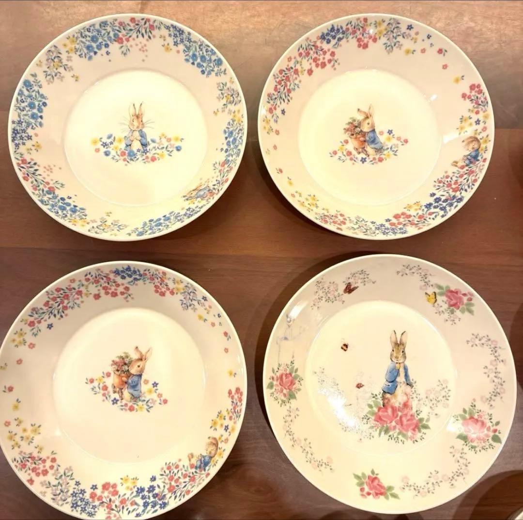 新品 未使用 ピーターラビット 陶器製 カレーパスタ皿 サラダボウル