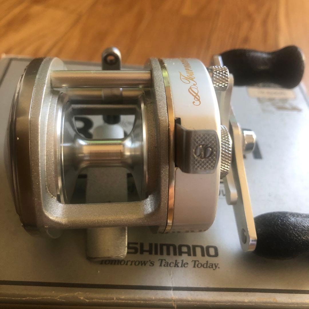 シマノ バンタム 1000 SG ベイトリール ドラグクリック音付 - メルカリ