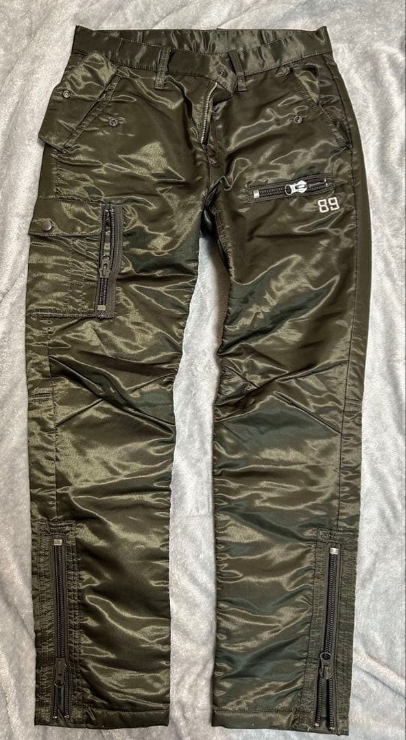 PEARLY GATES 　ナイロンパンツ(カーキ） サイズ：0 PEARLY GATES パーリーゲイツ 蓄熱 ナイロンパンツ カーキ系
