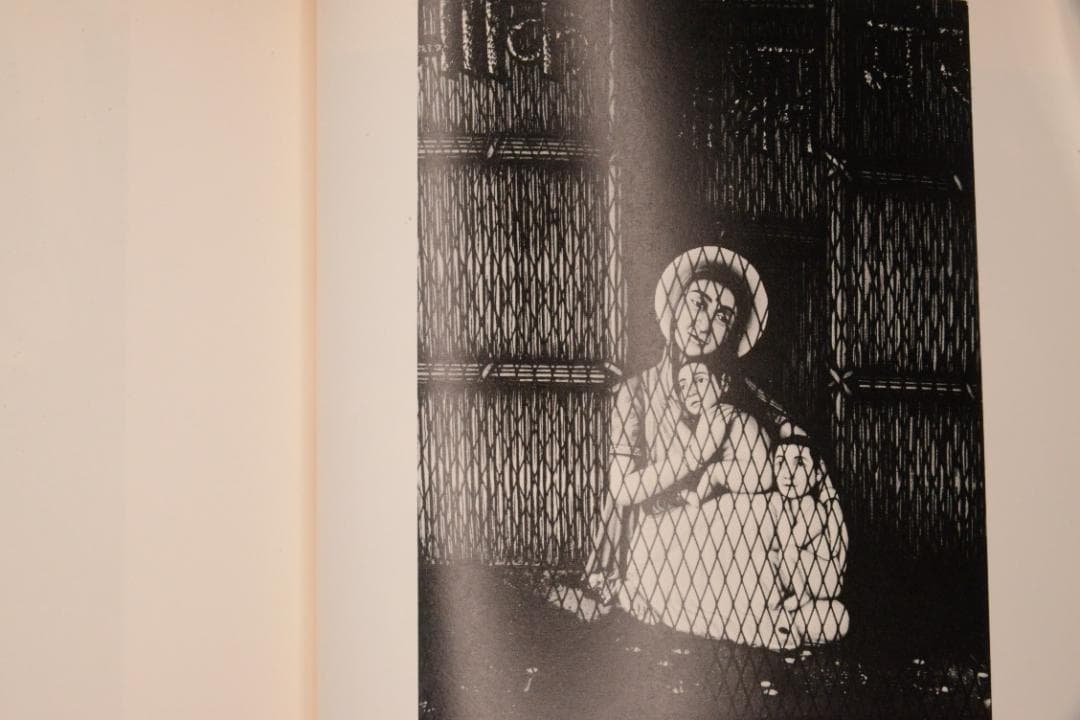 【ブラーマンの光】鈴木清写真集　サイン入り　★★大幅に値下げしました