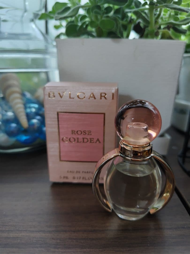 BVLGARI ROSE GOLDEA オードパルファム 5ml - メルカリ