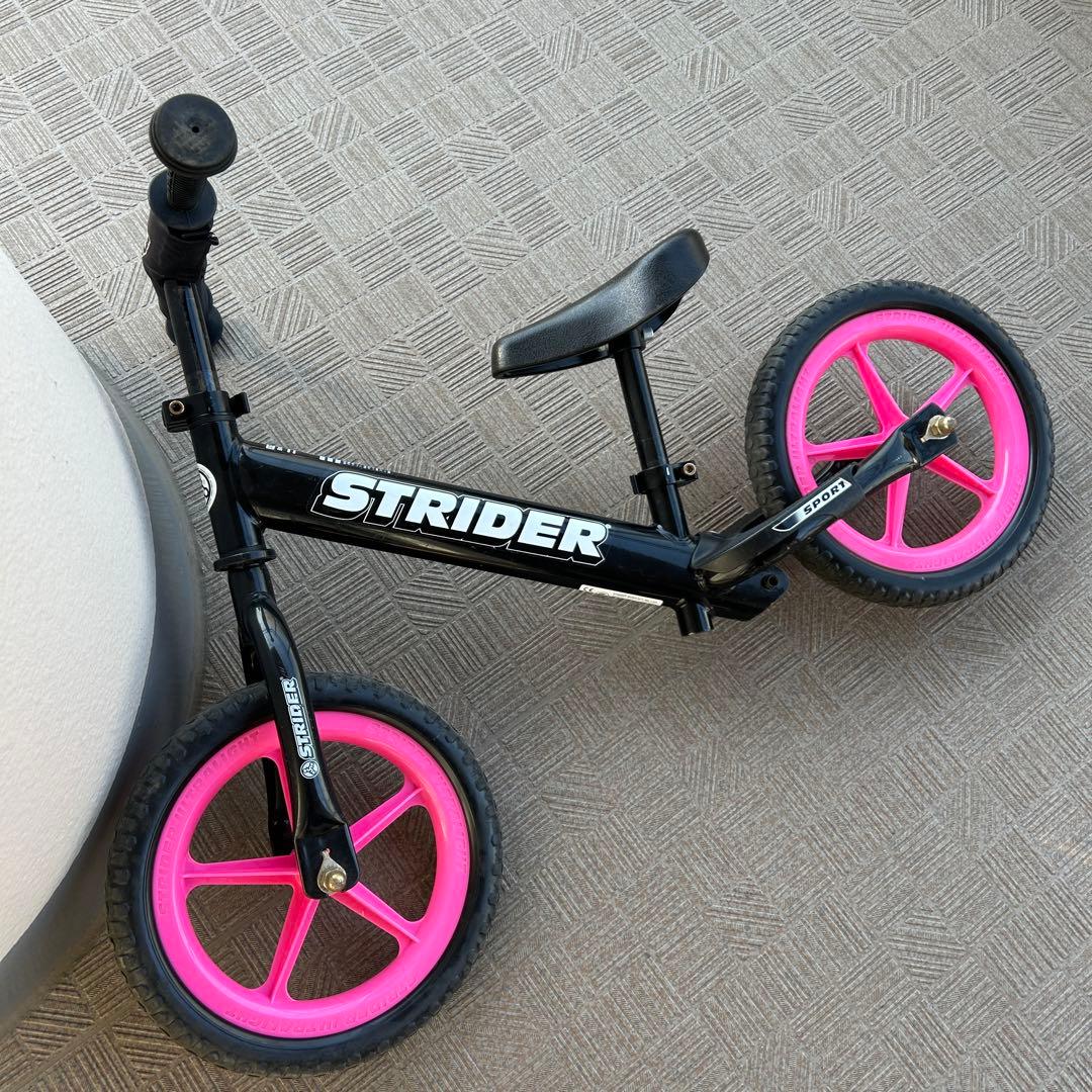 STRIDER バランスバイク SPORT ブラック/ピンク 12インチ 12型 ランニングバイク ストライダー Sports Model ストライダー12